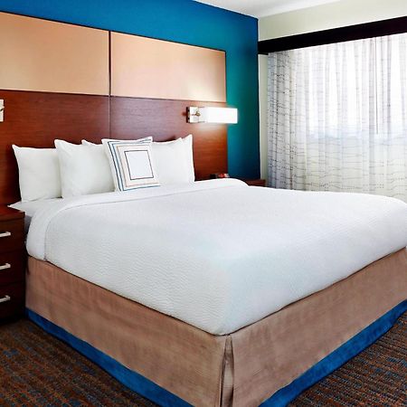 Residence Inn Houston By The Galleria Esterno foto