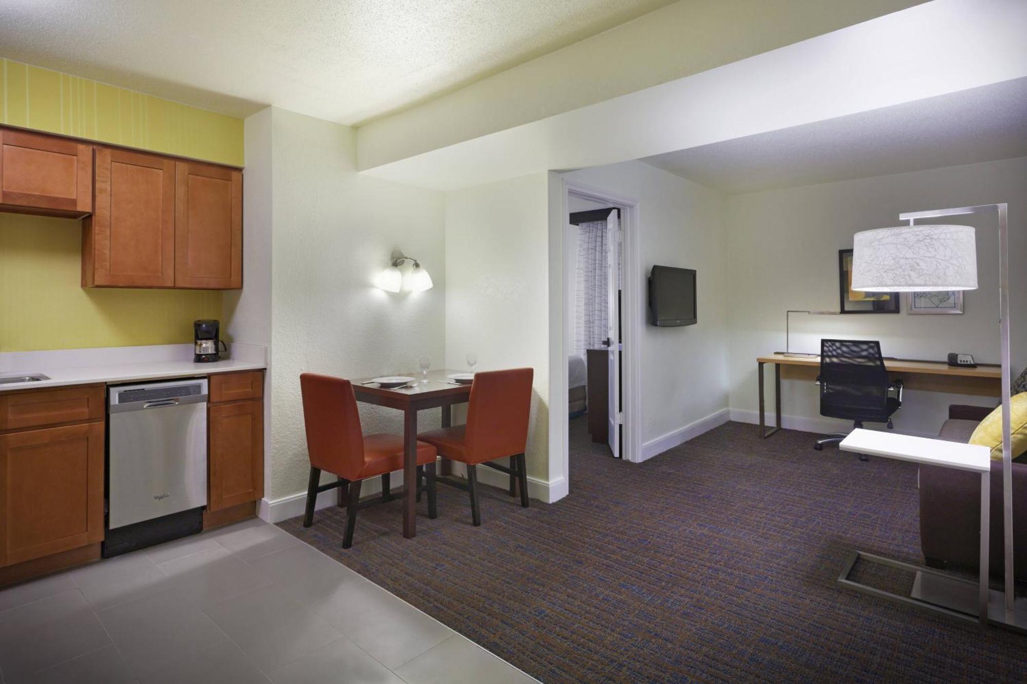 Residence Inn Houston By The Galleria Esterno foto