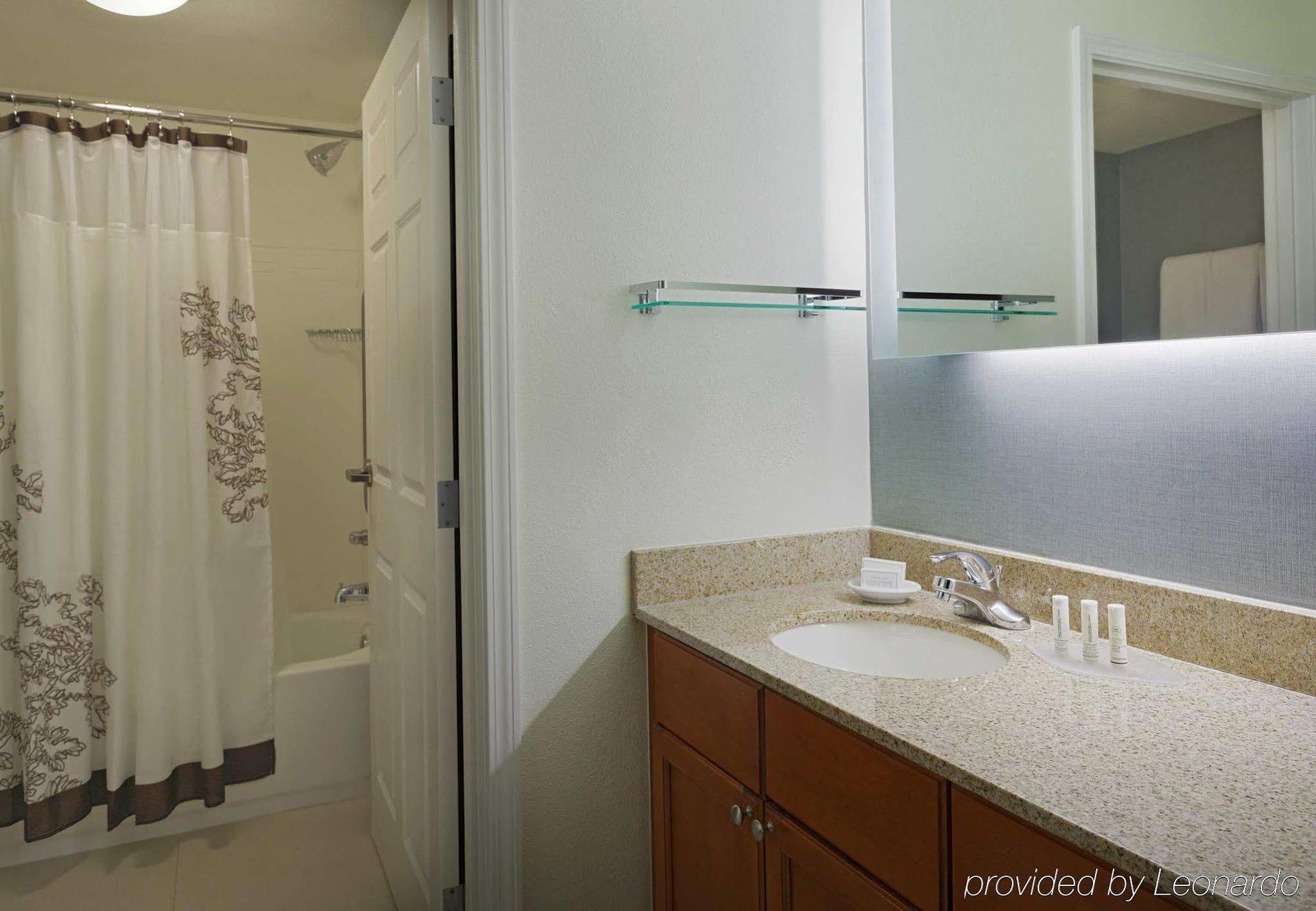 Residence Inn Houston By The Galleria Esterno foto